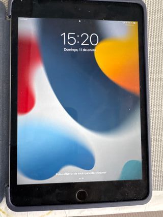 iPad mini 4 128GB Plata