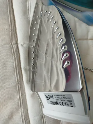 Plancha de vapor Vidal azul