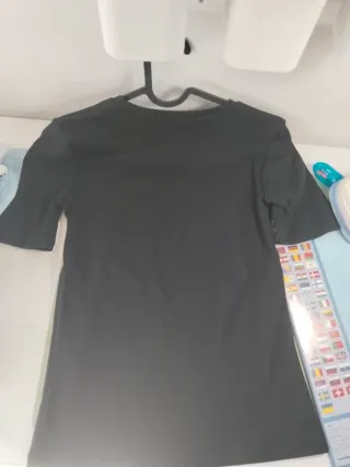 Camiseta Zara Negra Talla S con mensaje
