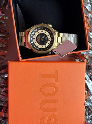 Reloj Tous Dorado y Negro