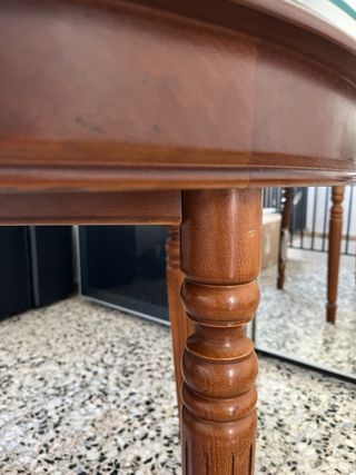 Mesa redonda madera maciza y cristal