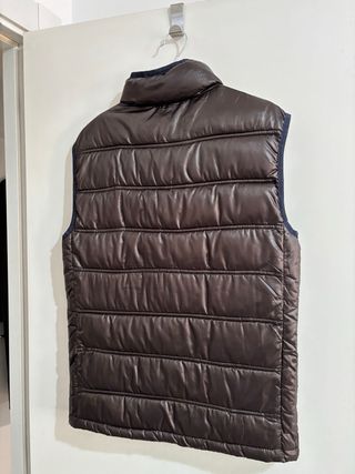 Chaleco Zara acolchado marrón Talla M