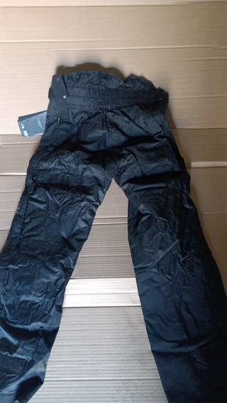 Pantalones impermeables moto