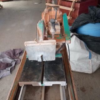 Cortadora de cerámica con agua