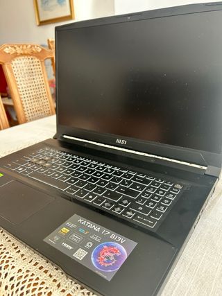 Portátil MSI Katana 17 B13V Negro