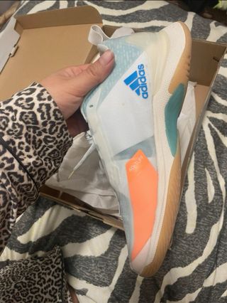 Zapatilla Adidas Avacourt Parley Mujer Padel