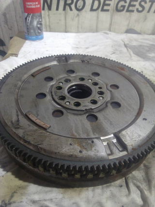 VOLANTE MOTOR RENAULT TRAFIC FURGÓN 1.6 dCi D