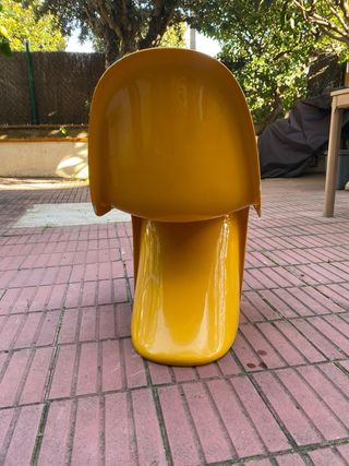 Silla Panton Amarilla Diseño Moderno