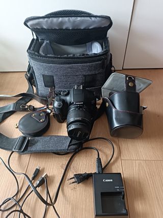 Cámara Canon EOS 1300D Negra