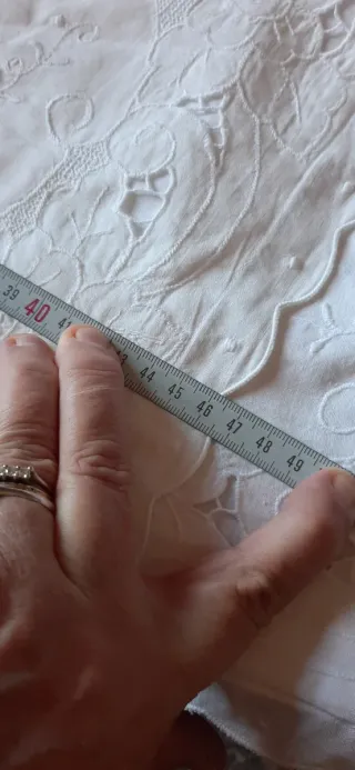 2 copricuscini vintage ricamo a mano e jntaglio