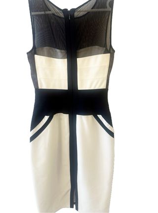 Vestido de fiesta negro y blanco