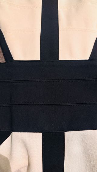 Vestido de fiesta negro y blanco