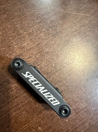 1 Multiherramienta Specialized SWAT