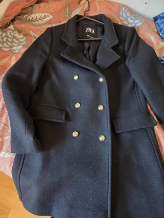 Abrigo negro Zara doble botonadura