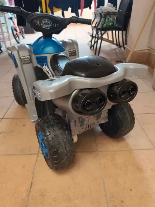 Moto quad de bateria