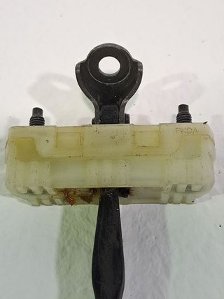 RETENEDOR PUERTA HYUNDAI TUCSON