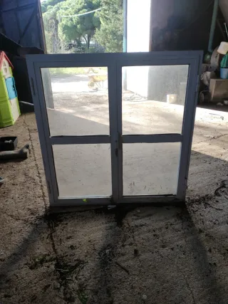 Ventana de aluminio