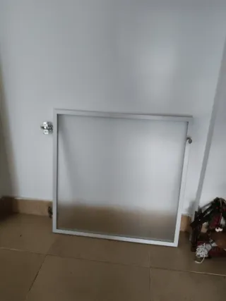 Puerta de cristal 60x60