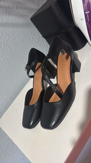 Tacones negros talla 38