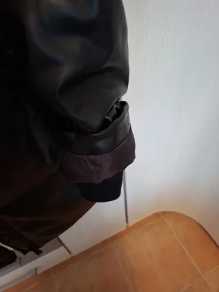 Plumífero polipiel Zara negro