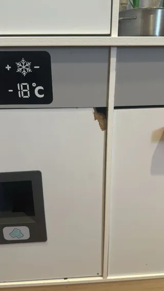 Cucina giocattolo e scrivania per bambini