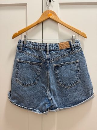 Shorts vaqueros Zara Talla 40