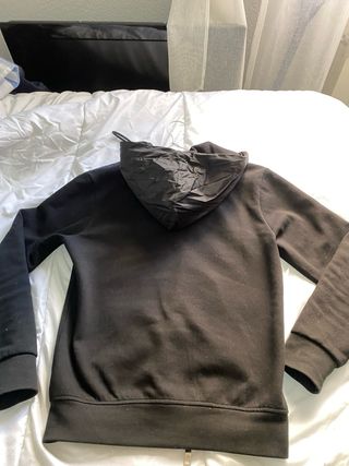 Chaqueta Prada Negra con Cremallera 2025