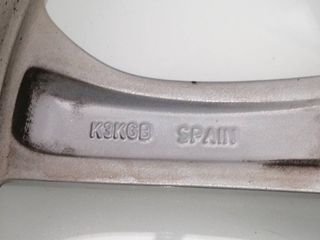 LLANTA FORD MONDEO BER. (CA2)