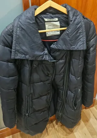 Abrigo de plumas Khujo negro