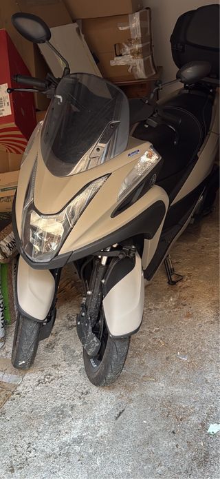 Yamaha 125cc Scooter