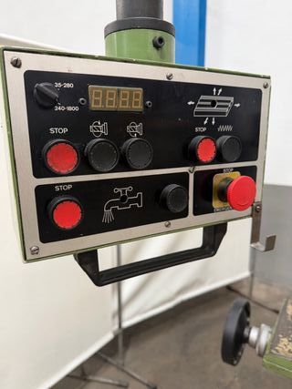 Fresadora Lagun FU 140