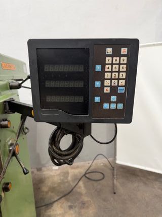 Fresadora Lagun FU 140