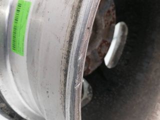 LLANTA MITSUBISHI MONTERO (V60/V70) (2)