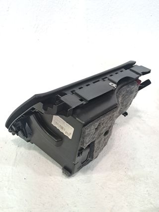 GUANTERA MERCEDES-BENZ CLASE GLC (BM 254)