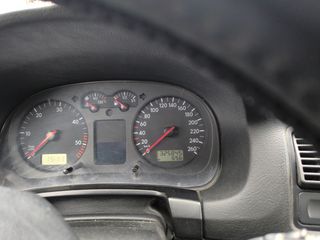 Volkswagen golf 4 2002