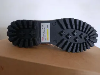 Botas plata animal print