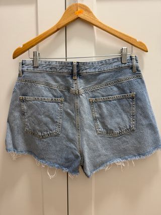 Shorts vaqueros Zara Talla 40
