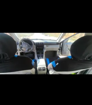 Vendo Mercedes C270 CD. Negociable