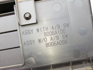 GUANTERA MITSUBISHI MONTERO (V80/V90)