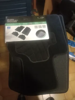 Alfombrillas coche nuevas