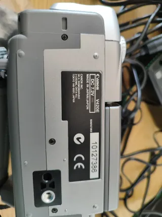 Videocamera Canon V420E grigia