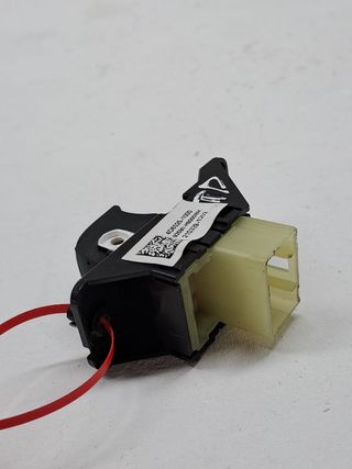 MANDO ELEVALUNAS TRASERO DERECHO KIA STONIC