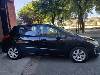 Peugeot 308 2013
