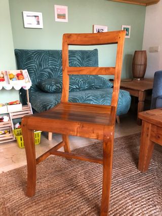 4 sillas madera maciza y mesa