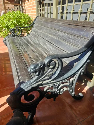 Bancos de jardín antiguo madera y forja