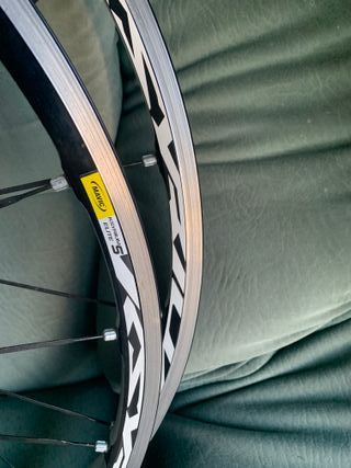 Rodas Tubeless Ready Mavic Ksyrium Elite S
