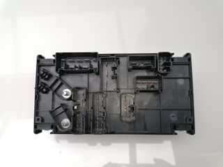 CAJA RELES / FUSIBLES SUBARU IMPREZA G12 (2)