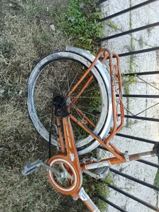 Bicicleta antigua te puede interesar