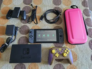 Nintendo Switch Rosa y Morado