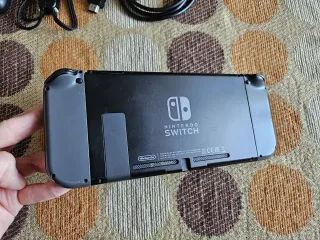 Nintendo Switch Rosa y Morado